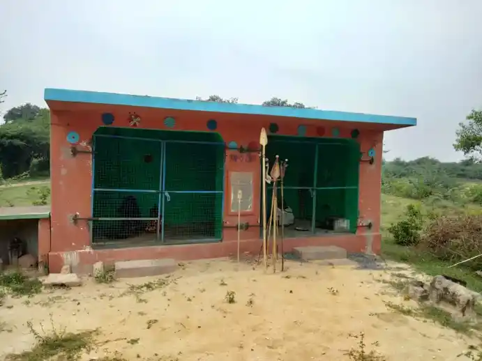 Arulmigu Karaimezhalagar Temple, Periiyanagalur - 621704 அருள்மிகு கரைமேல் அழகர் திருக்கோயில், Periiyanagalur - 621704, Ariyalur - Ancient Temple Architecture and History Image 2