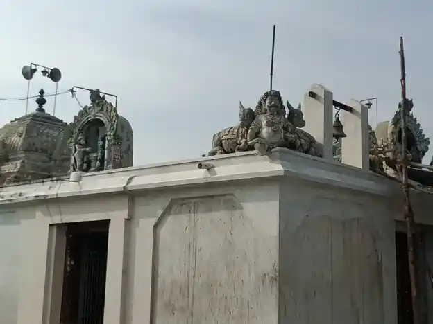 Arulmigu Karaipureeshwarar Temple, Thiruparkadal - 632508 அருள்மிகு கரைபுரீஸ்வரர் திருக்கோயில், திருப்பாற்கடல் - 632508, Ranipet - Ancient Temple Architecture and History Image 3