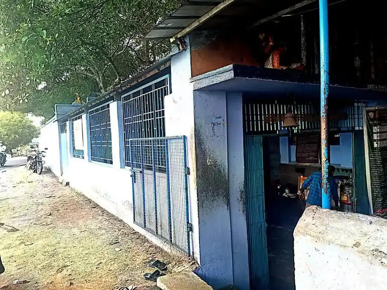 Arulmigu Karaiyadi Madasamy Temple, Piramcherry - 627451 அருள்மிகு கரையடிமாடசாமி மற்றும் வீரியபெருமாள் திருக்கோயில், பிரான்சோி - 627451, Tirunelveli - Ancient Temple Architecture and History Image 3