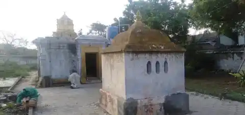 Arulmigu Karanaperumal Temple, Veerapandi, Veerapandi - 641605 அருள்மிகு காரணப்பெருமாள் திருக்கோயில், Veerapandi - 641605, Tiruppur - Ancient Temple Architecture and History Image 3