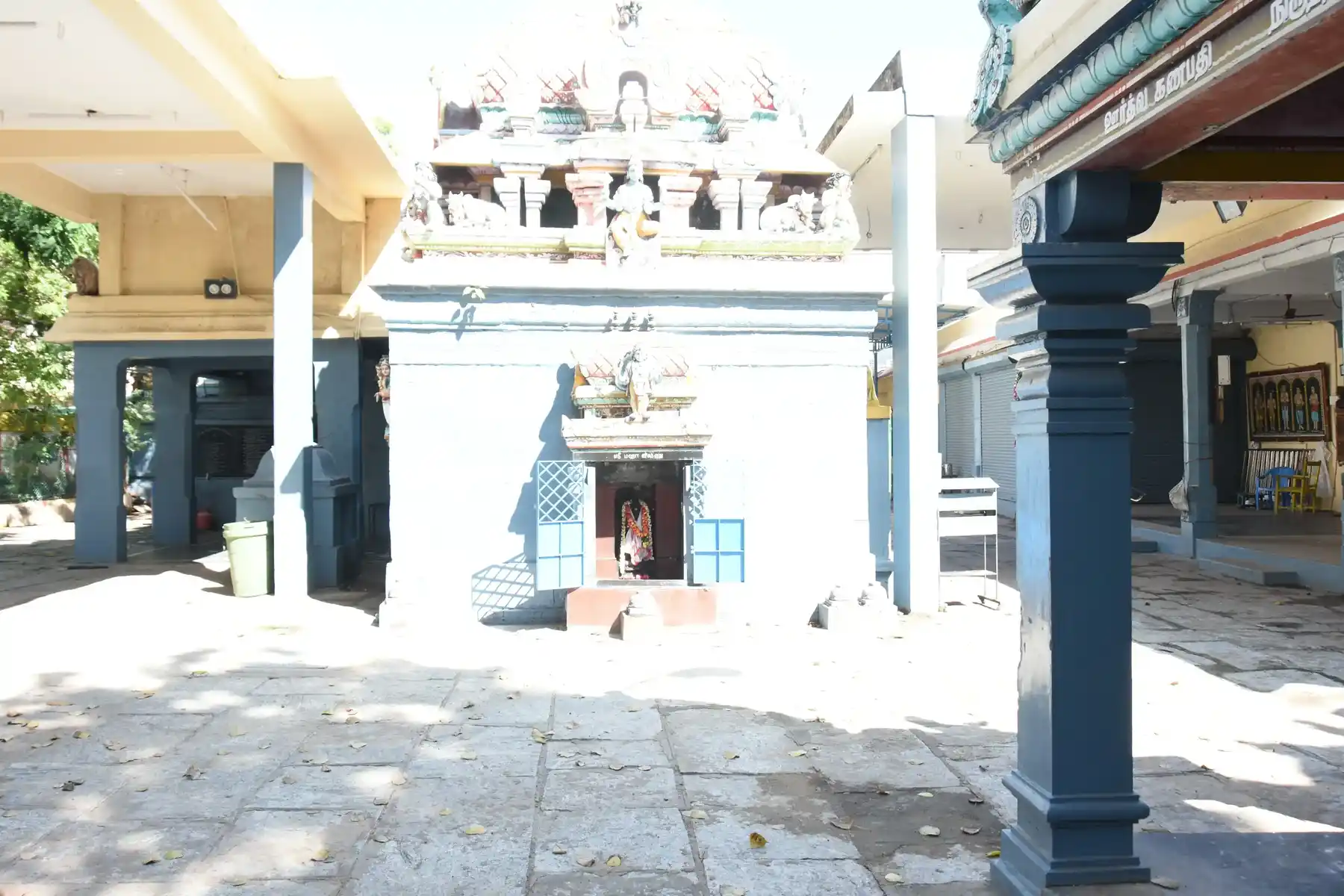 Arulmigu Karaneeswar Temple, Mylapore, Chennai - 600004 அருள்மிகு காரணீஸ்வரர் திருக்கோயில், மயிலாப்பூர், சென்னை - 600004, Chennai - Ancient Temple Architecture and History Image 2