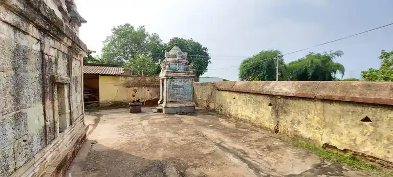Arulmigu Karanthai Iyyanar Temple, Periyakappankulam - 607802 அருள்மிகு கரந்தை அய்யனார் திருக்கோயில், பெரியகாப்பாங்குளம் - 607802, Cuddalore - Ancient Temple Architecture and History Image 4