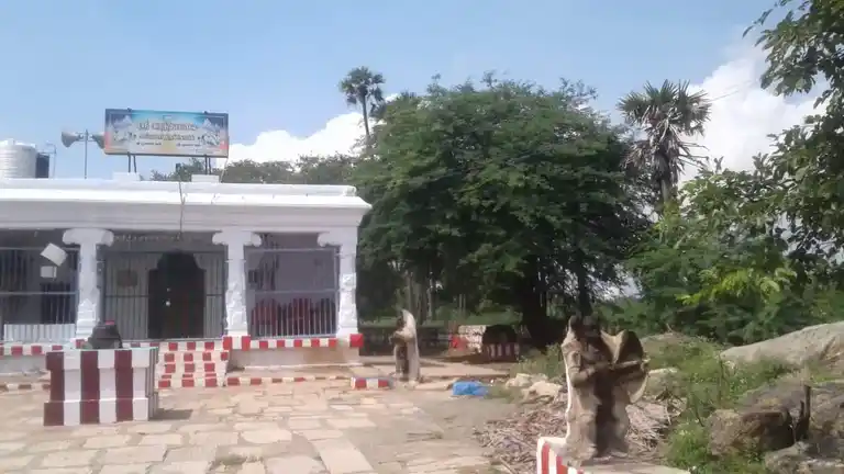 Arulmigu Karanthamalai Ayyanar Temple, Vandiur - 625020 அருள்மிகு கரந்தமலை அய்யனார் கோயில், Vandiur - 625020, Madurai - Ancient Temple Architecture and History Image 2