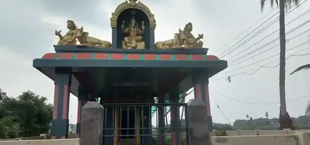 Arulmigu Karapagavinayagar Temple, Sengudi - 609805 அருள்மிகு கற்பக விநாயகர் திருக்கோயில், Sengudi - 609805, Mayiladuthurai - Ancient Temple Architecture and History Image 3