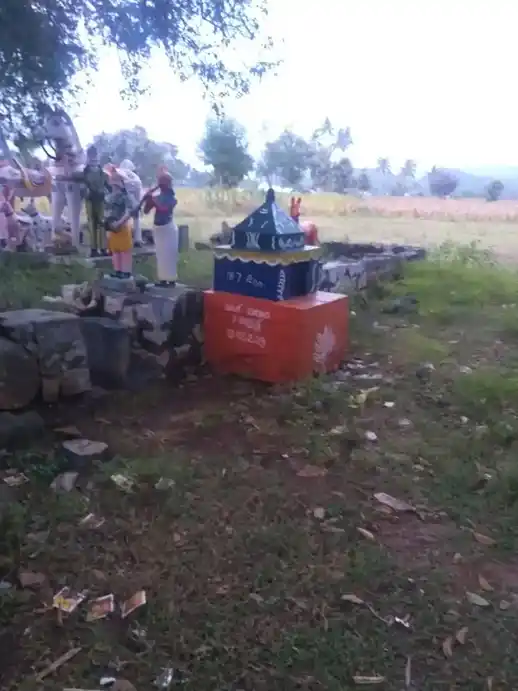 Arulmigu Karappanar Temple, Arasanatham, Attur - 636107 Arulmigu Karappanar Temple, Arasanatham, Attur - 636107, Salem - Ancient Temple Architecture and History Image 3