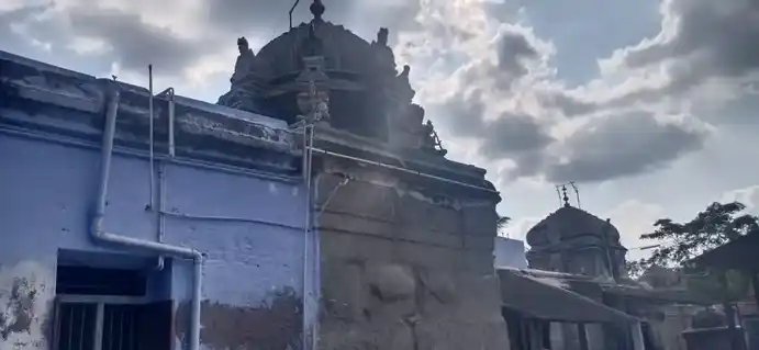 Arulmigu Karapuranathaswamy Temple, Uthamasolapuram, Salem - 636010 அருள்மிகு கரபுரநாதசுவாமி திருக்கோயில், உத்தமசோழபுரம், சேலம் - 636010, Salem - Ancient Temple Architecture and History Image 2