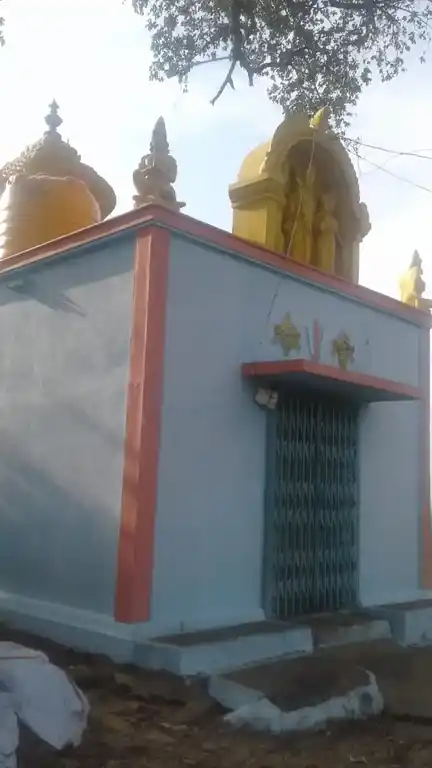 Arulmigu Karattuppatti Kathirayaperumal Temple, Dadapuram - 637102