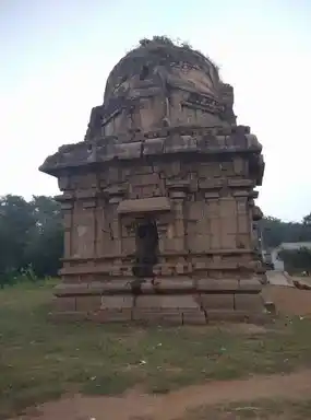 Arulmigu Kareeswarar Temple, Karam - 604408 அருள்மிகு காரீஸ்வரர் திருக்கோயில், Karam - 604408, Tiruvannamalai - Ancient Temple Architecture and History Image 3