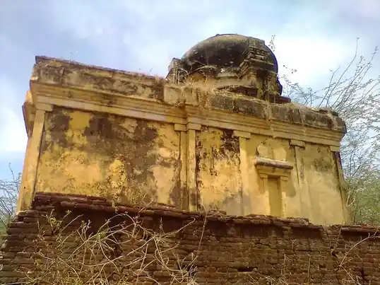 Arulmigu Kari Manikkam Perumal Temple, Madapuram - 611103 Arulmigu Kari Manikkam Perumal Temple, Madapuram - 611103, Nagapattinam - Ancient Temple Architecture and History Image 2