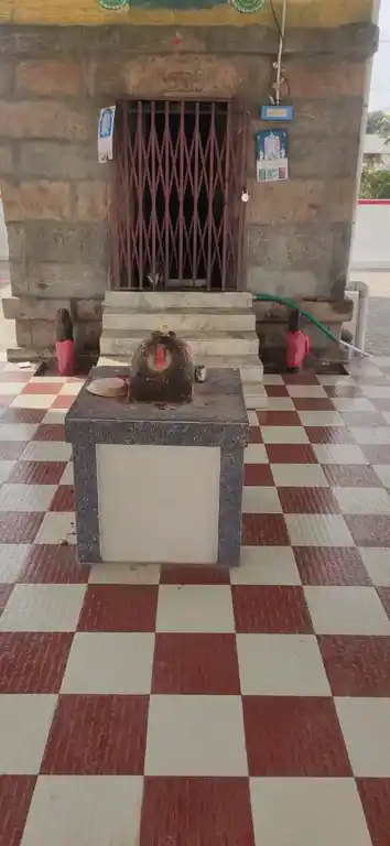 Arulmigu Karia Perumal Temple, Kumaramangalam - 637205 Arulmigu Karia Perumal Temple, Kumaramangalam - 637205, Namakkal - Ancient Temple Architecture and History Image 2