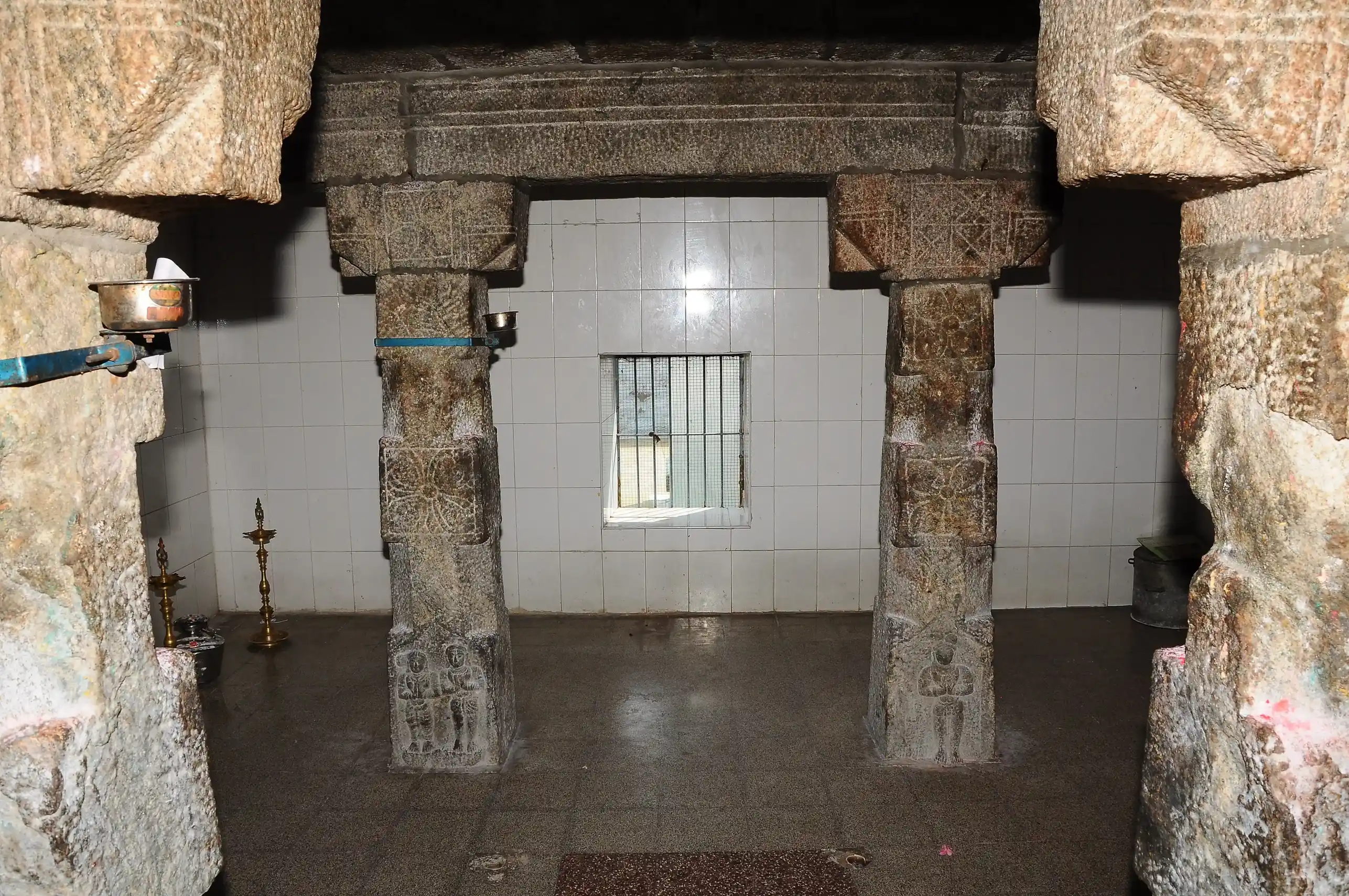Arulmigu Kariakaliamman Temple, Modakkurichi - 638104 Temple