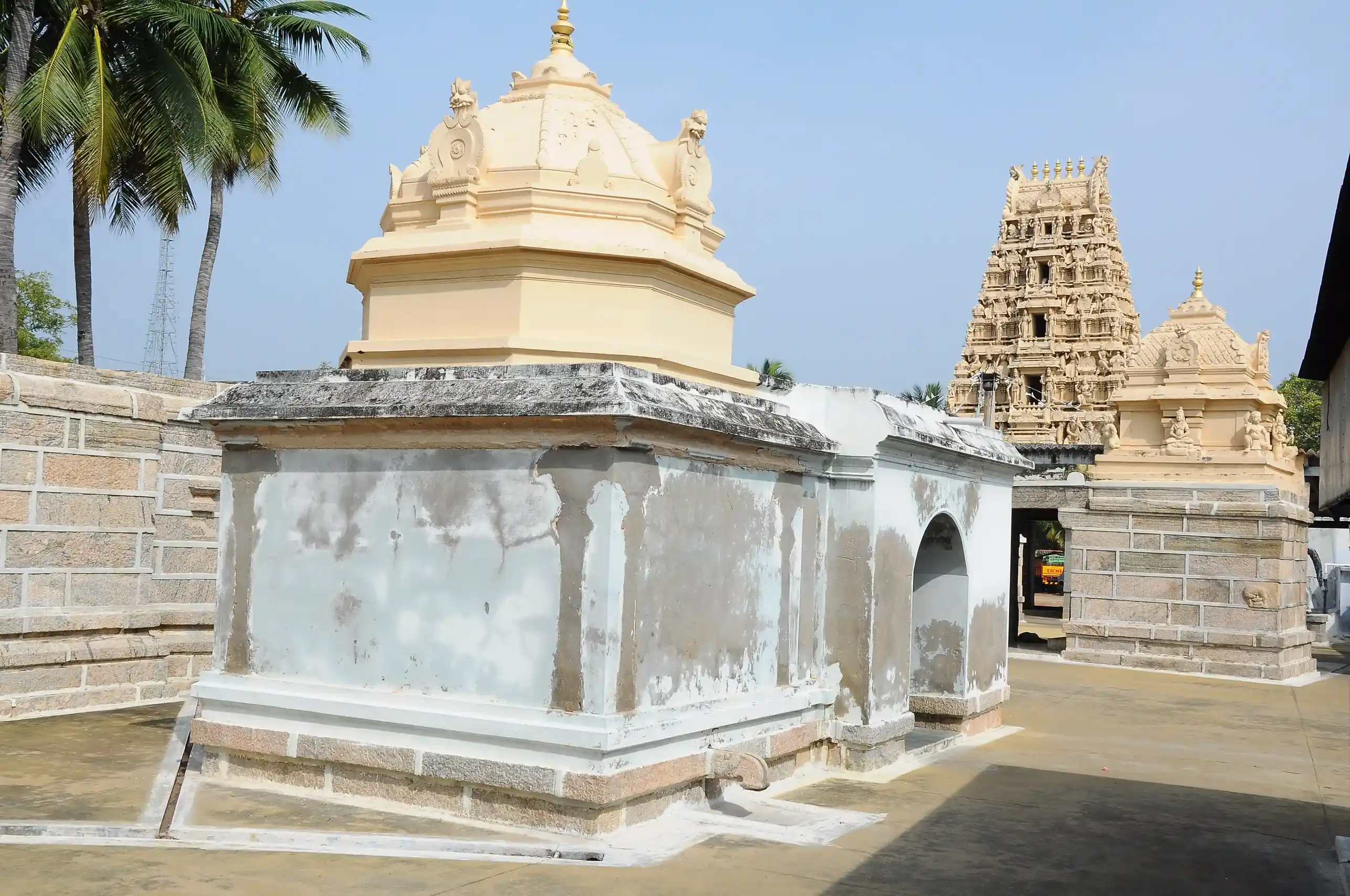 Arulmigu Kariakaliamman Temple, Modakkurichi - 638104 அருள்மிகு மாரியம்மன் மற்றும் கரியகாளியம்மன் திருக்கோயில், Modakkurichi - 638104, Erode - Ancient Temple Architecture and History Image 3