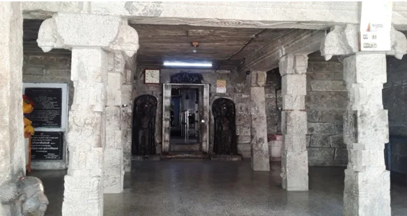 அருள்மிகு மாரியம்மன் மற்றும் கரியகாளியம்மன் திருக்கோயில், Modakkurichi - 638104 - Main View