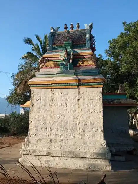 Arulmigu Kariakaliamman Temple, Pujjanganur, Mettupalayam - 641012 Arulmigu Kariakaliamman Temple, Pujjanganur, Mettupalayam - 641012, Coimbatore - Ancient Temple Architecture and History Image 2