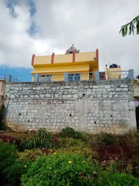 Arulmigu Karibethraya Temple, Adhikaratti, Coonoor - 643101 அருள்மிகு கரிபெட்ராயர் திருக்கோயில், Adhikaratti, Coonoor - 643101, Nilgiris - Ancient Temple Architecture and History Image 2