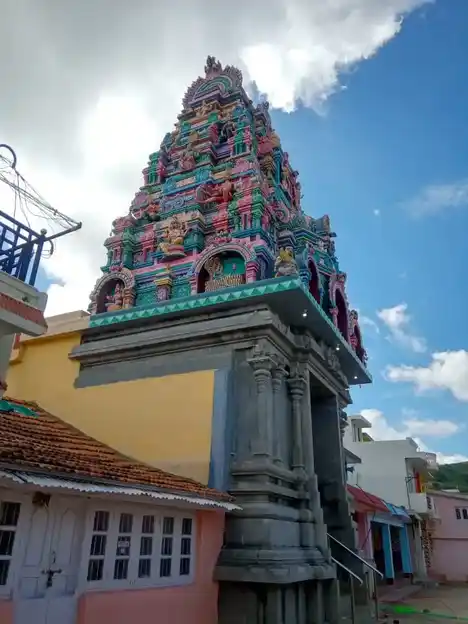 Arulmigu Karibethraya Temple, Adhikaratti, Coonoor - 643101 அருள்மிகு கரிபெட்ராயர் திருக்கோயில், Adhikaratti, Coonoor - 643101, Nilgiris - Ancient Temple Architecture and History Image 3