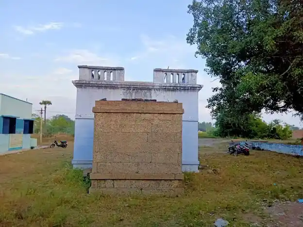 Arulmigu Karichiamman, Azhagunachiamman Temple, Karungalpatty - 637410 அருள்மிகு கரிச்சியம்மன் திருக்கோயில், Karungalpatty - 637410, Namakkal - Ancient Temple Architecture and History Image 7