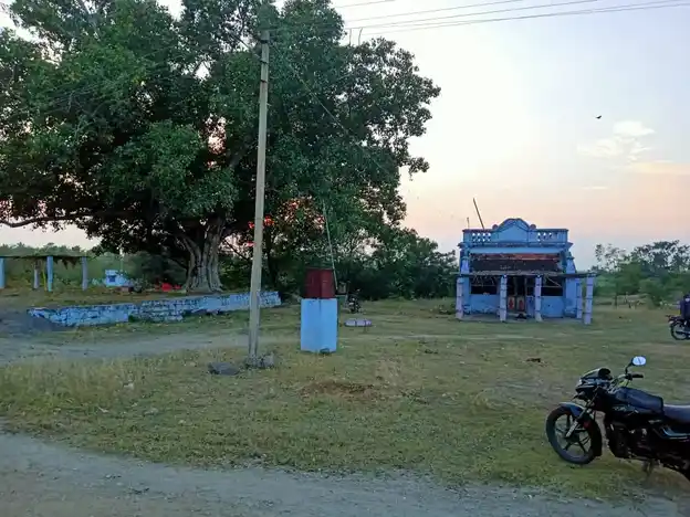 Arulmigu Karichiamman, Azhagunachiamman Temple, Karungalpatty - 637410 அருள்மிகு கரிச்சியம்மன் திருக்கோயில், Karungalpatty - 637410, Namakkal - Ancient Temple Architecture and History Image 9