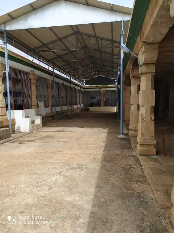 Arulmigu Karikalacholeeswarar Temple, Nattarasankottai - 630556 அருள்மிகு கரிகாலசோழீஸ்வரர் திருக்கோயில், Nattarasankottai - 630556, Sivagangai - Ancient Temple Architecture and History Image 3