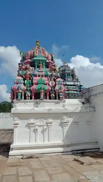 Arulmigu Karikiri Varatharajaperumal Temple, Marungapuri, Marungapuri - 621308 அருள்மிகு கரிகிரிவரதராஜப்பெருமாள் வகையறா திருக்கோயில், Marungapuri, Marungapuri - 621308, Thiruchirappalli - Ancient Temple Architecture and History Image 2