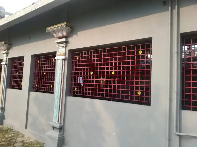 Arulmigu Karimana Sadarayeswarar Temple, Near River, Pazhaverkadu - 601205 அருள்மிகு கரிமணல் சடராயேஸ்வரர் திருக்கோயில், Near River, Pazhaverkadu - 601205, Tiruvallur - Ancient Temple Architecture and History Image 2