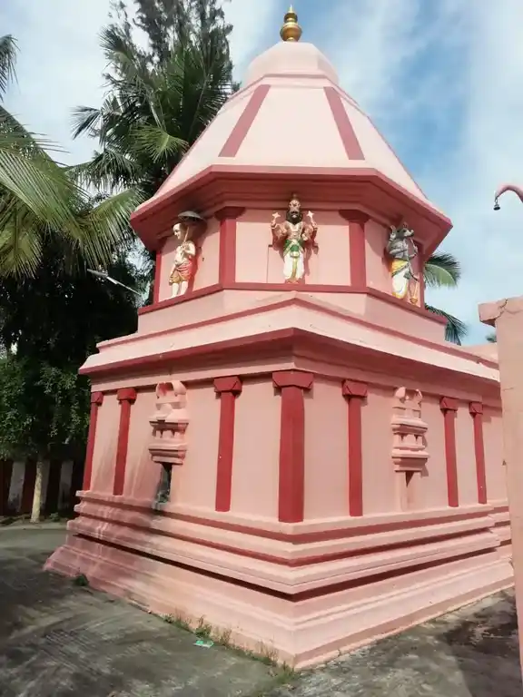 Arulmigu Karivadharajaperumal Temple, Vairapuram - 604207 ArulmiguKarivadharajaPerumal Temple, வைரபுரம் - 604207, Viluppuram - Ancient Temple Architecture and History Image 3