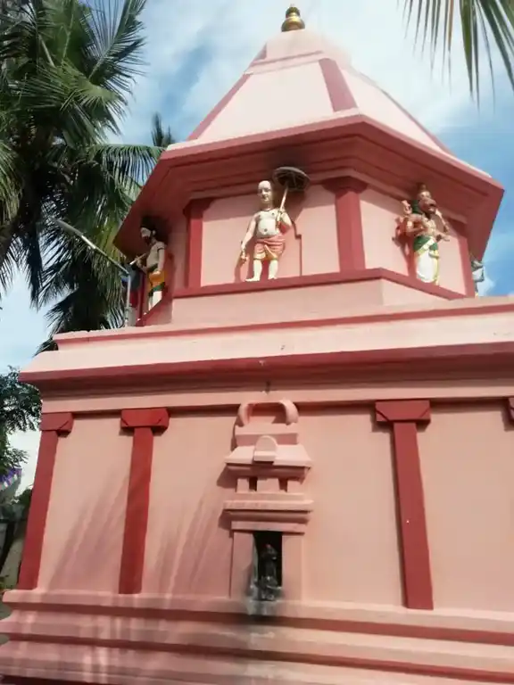 Arulmigu Karivadharajaperumal Temple, Vairapuram - 604207 ArulmiguKarivadharajaPerumal Temple, வைரபுரம் - 604207, Viluppuram - Ancient Temple Architecture and History Image 4
