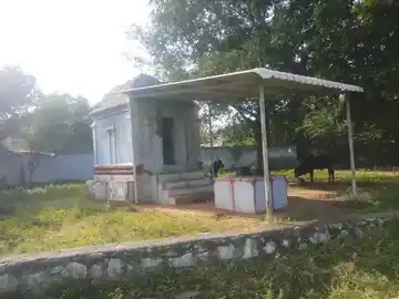 Arulmigu Karivanaperumal Temple, Kidarai - 638458 அருள்மிகு காரைவனப்பெருமாள் திருக்கோயில், Kidarai - 638458, Erode - Ancient Temple Architecture and History Image 4