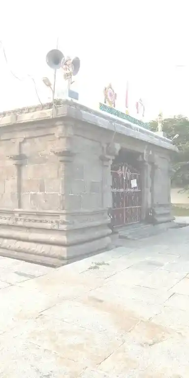 Arulmigu Karivaradharajaperumal Temple, Dhadhapuram - 604207 அருள்மிகு கரிவரதராஜப்பெருமாள் திருக்கோயில், தாதாபுரம் - 604207, Viluppuram - Ancient Temple Architecture and History Image 4