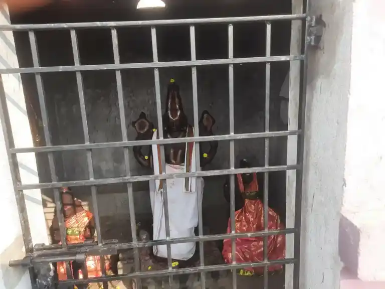 Arulmigu Karivarathaperumal Temple, Kizhvalam - 603303