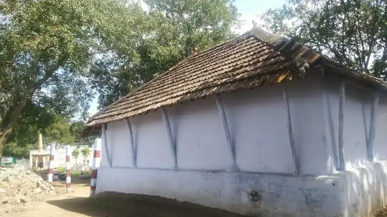 Arulmigu Karivaratharaja Perumal Temple, Arasampalayam - 642109 அருள்மிகு கரிவரதராஜப் பெருமாள் திருக்கோயில், Arasampalayam - 642109, Coimbatore - Ancient Temple Architecture and History Image 3