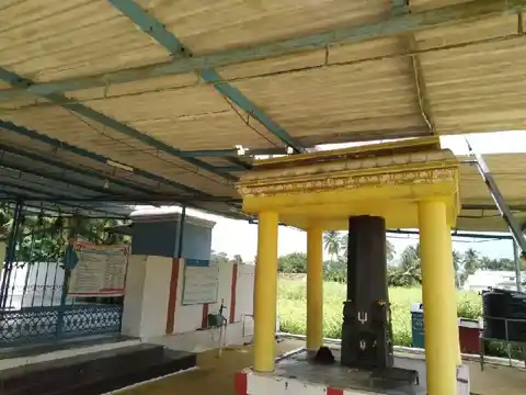 Arulmigu Karivaratharaja Perumal Temple, Kolappalur - 638456 அருள்மிகு கரிவரதராஜப் பெருமாள் திருக்கோயில், கொளப்பலூர், கொளப்பலூர் - 638456, Erode - Ancient Temple Architecture and History Image 2