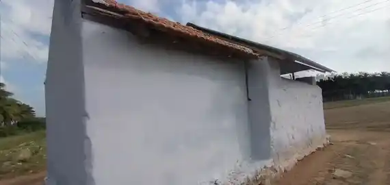 Arulmigu Karivaratharaja Perumal Temple, Pappankulam - 642204 அருள்மிகு கரிவரதராஜப்பெருமாள் திருக்கோயில், Pappankulam - 642204, Tiruppur - Ancient Temple Architecture and History Image 4