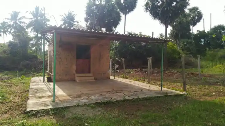 Arulmigu Karivaratharaja Perumal Temple, Singarapalayam - 642109 Arulmigu Karivaratharaja Perumal Temple, Singarapalayam - 642109, Coimbatore - Ancient Temple Architecture and History Image 5