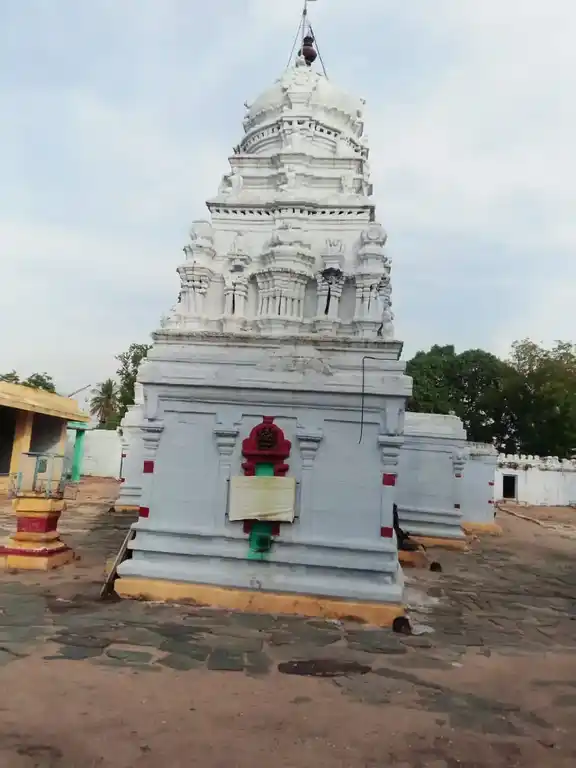 Arulmigu Karivaratharaja Perumal, Venugopalaswami Temple, Kovil Pudur, Punjai Puliyampatti - 638459