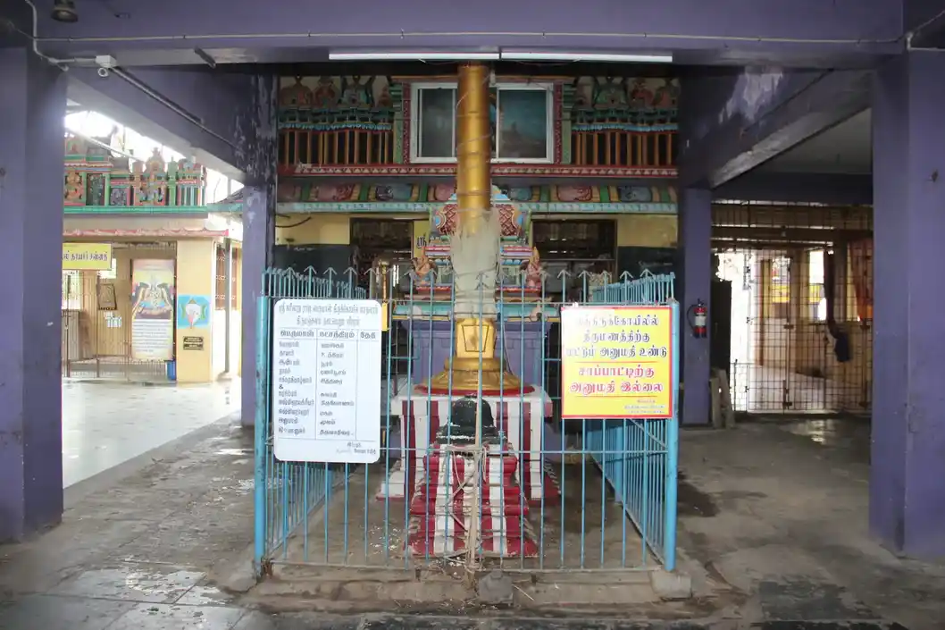 Arulmigu Karivaratharaja Peyrumal Temple, Madhavaram, Chennai - 600060 அருள்மிகு கரிவரதராஜப்பெருமாள் திருக்கோயில், மாதவரம், சென்னை - 600060, Chennai - Ancient Temple Architecture and History Image 8