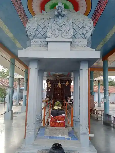 Arulmigu Karivaratharajaperumal Temple, Annur - 641653 Arulmigu Karivaratharajaperumal Temple,  - 641653, Coimbatore - Ancient Temple Architecture and History Image 2