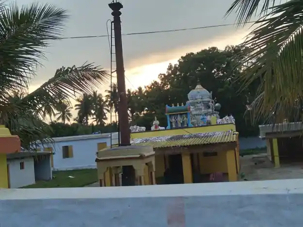Arulmigu Karivaratharajaperumal Temple, Chinna Negmam, Chinna Negmam - 642120 அருள்மிகு காிவரதராஜப்பெருமாள் திருக்கோயில், சின்னநெகமம், சின்னநெகமம் - 642120, Coimbatore - Ancient Temple Architecture and History Image 3