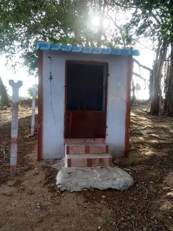 Arulmigu Karivaratharajaperumal Temple, Chinnakkampalayam - 638657