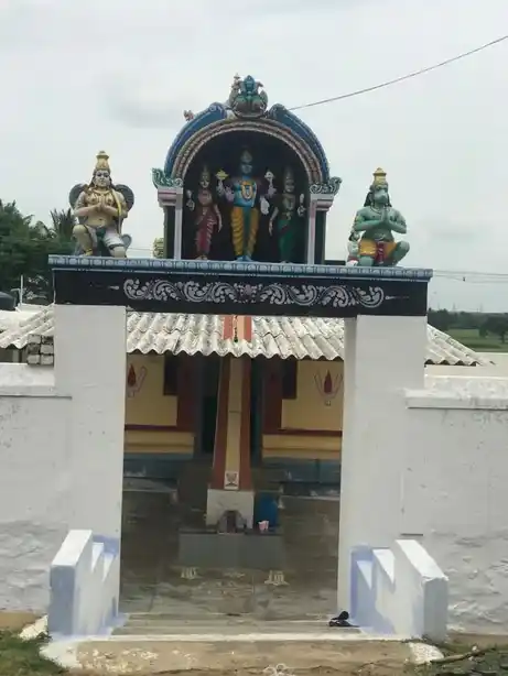 Arulmigu Karivaratharajaperumal Temple, Mathukkampalayam, Dharapuram - 638673