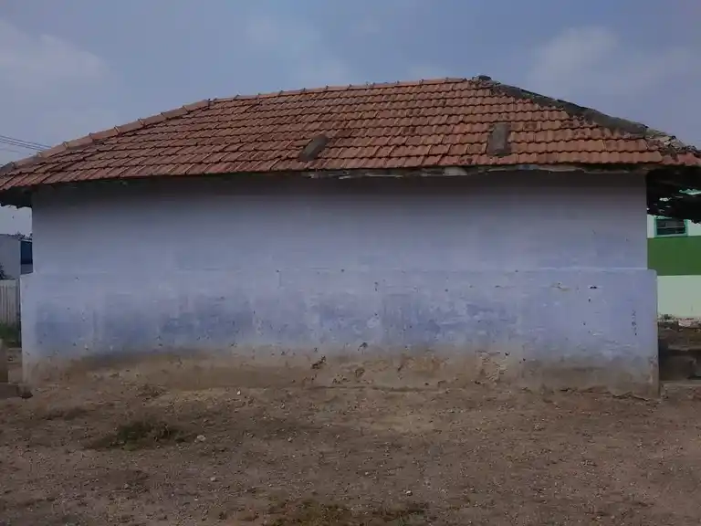 Arulmigu Karivaratharajaperumal Temple, Mukoodu Jallipatty - 642205 அருள்மிகு கரிவரதராஜப்பெருமாள் திருக்கோயில், Mukoodu Jallipatty - 642205, Tiruppur - Ancient Temple Architecture and History Image 3