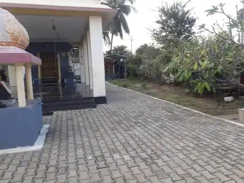 Arulmigu Karivaratharajaperumal Temple, Pongalur - 641667 அருள்மிகு கரிவரதராஜப்பெருமாள் திருக்கோயில், Pongalur - 641667, Tiruppur - Ancient Temple Architecture and History Image 5