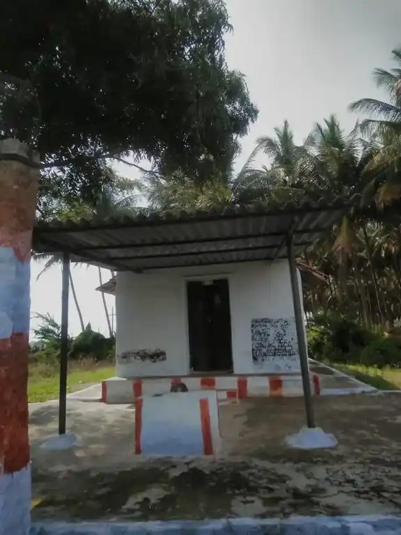 Arulmigu Karivaratharajaperumal Temple, Varapatty - 641007 அருள்மிகு கரிவரதராஜப்பெருமாள் திருக்கோயில், Varapatty - 641007, Coimbatore - Ancient Temple Architecture and History Image 2