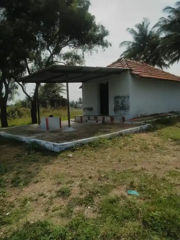 Arulmigu Karivaratharajaperumal Temple, Varapatty - 641007 அருள்மிகு கரிவரதராஜப்பெருமாள் திருக்கோயில், Varapatty - 641007, Coimbatore - Ancient Temple Architecture and History Image 4