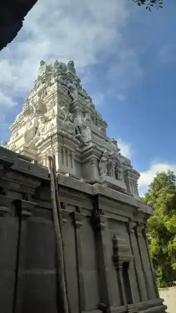 Arulmigu Karivaratharajaperuml Temple, Keeranatham Pudupalayam - 641035 அருள்மிகு கரிவரதராசப்பெருமாள் திருக்கோயில், Keeranatham Pudupalayam - 641035, Coimbatore - Ancient Temple Architecture and History Image 2