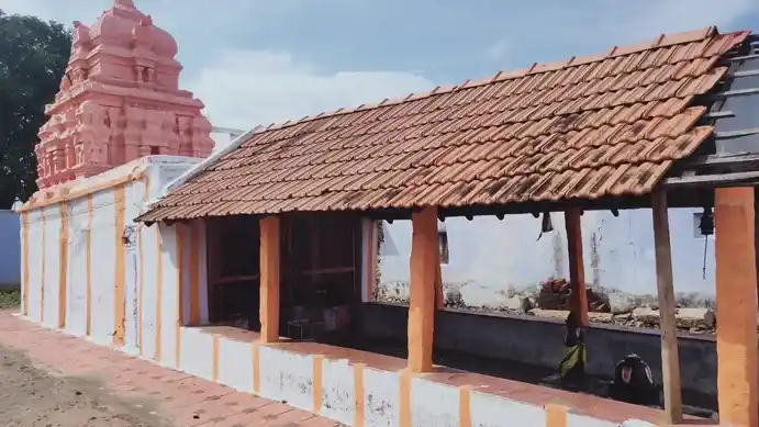 Arulmigu Karivaratharajapperumal Temple And Kumaran Temple, Vanipudur, Gobichettipalayam - 638506 அருள்மிகு கரிவரதராஜப்பெருமாள் திருக்கோயில், Vanipudur, Gobichettipalayam - 638506, Erode - Ancient Temple Architecture and History Image 3