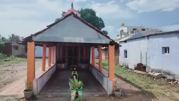 Arulmigu Karivaratharajapperumal Temple And Kumaran Temple, Vanipudur, Gobichettipalayam - 638506 அருள்மிகு கரிவரதராஜப்பெருமாள் திருக்கோயில், Vanipudur, Gobichettipalayam - 638506, Erode - Ancient Temple Architecture and History Image 4