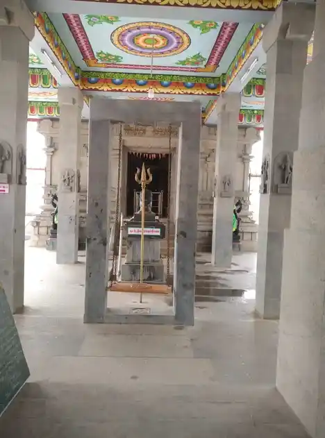 Arulmigu Kariya Kaliamman Temple, Neruperichal - 638103 அருள்மிகு கரியகாளியம்மன் திருக்கோயில், நெருப்பெரிச்சல் - 638103, Tiruppur - Ancient Temple Architecture and History Image 2