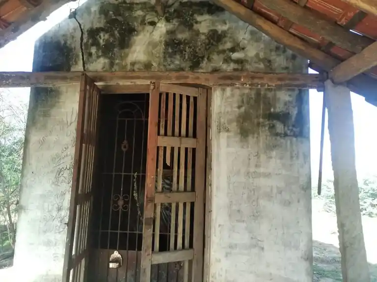 Arulmigu Kariya Manickka Perumal Temple, Aalampadi - 623532 Arulmigu Kariya Manickka Perumal Temple, Aalampadi - 623532, Ramanathapuram - Ancient Temple Architecture and History Image 8