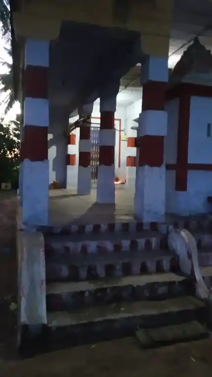 Arulmigu Kariya Manickka Perumal Temple, Idaikattoor - 630602 Arulmigu Kariya Manickka Perumal Temple, Idaikattoor - 630602, Sivagangai - Ancient Temple Architecture and History Image 4